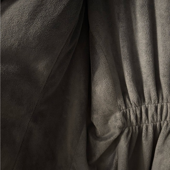 Sold!! - Picture 4 of 6